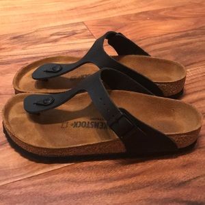 Black Women's Gizeh Birko-Flor Sandals